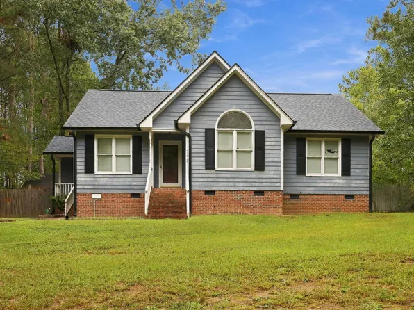 7273 Hunt Valley Trl, Wendell, NC 27591