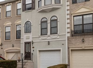 332 Winthrop Dr, Nutley, NJ 07110
