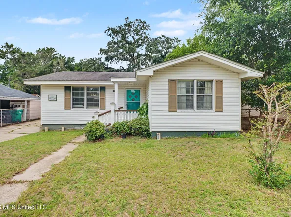 1515 Westward Dr, Gulfport, MS 39501