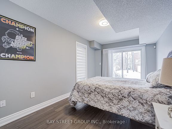 5th image of 52 Leitchcroft Cres