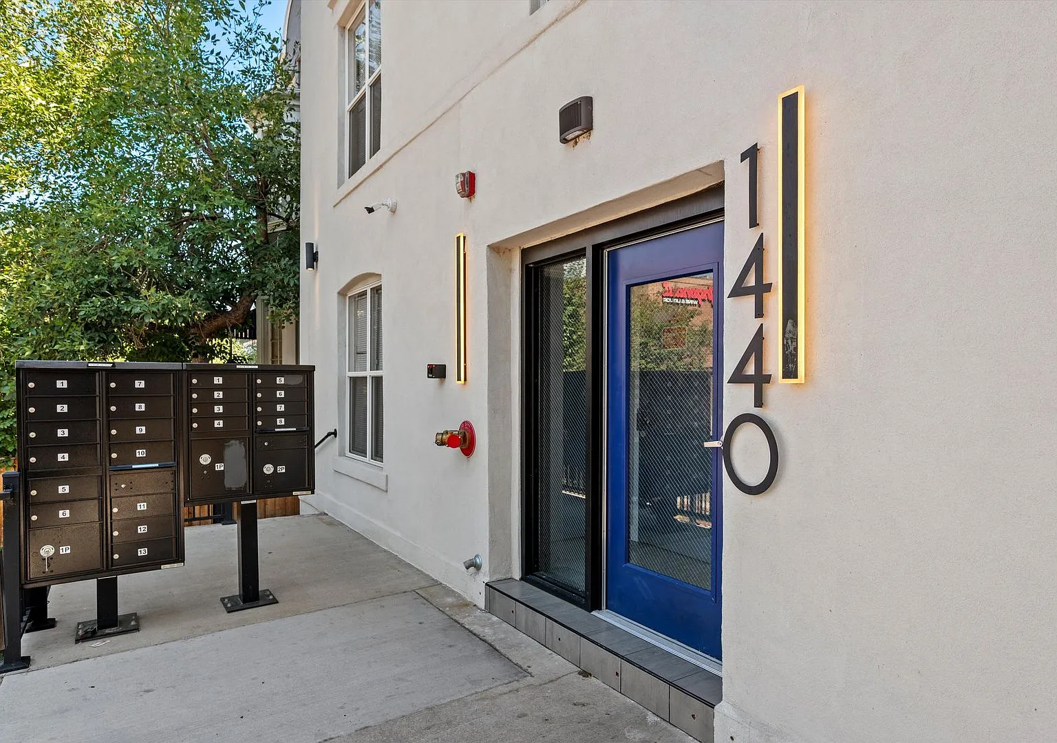 Modern Cap Hill Retreat with Historic Character — Photo 2