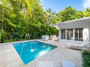 310 W Enid Dr, Key Biscayne, FL 33149