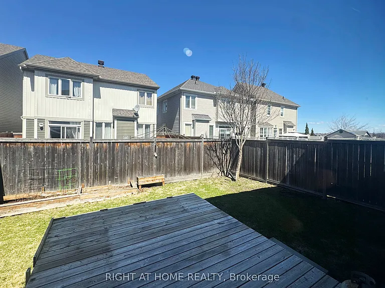 348 Gallantry Way — Photo 26