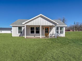 222 W Cardinal St, Ector, TX 75439