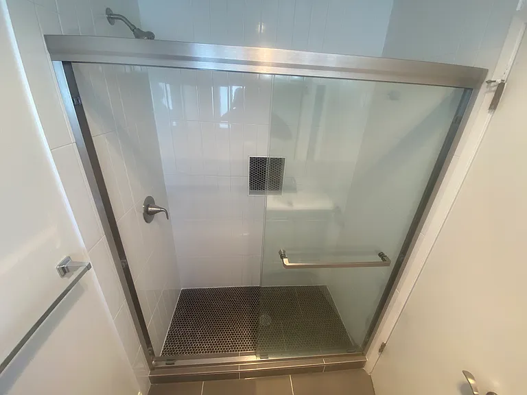 411 Euclid Ave #12 — Photo 6