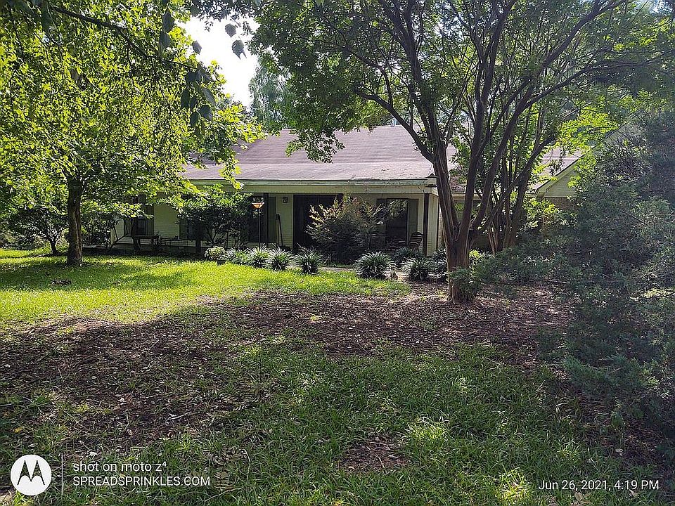 Front of home,long porch