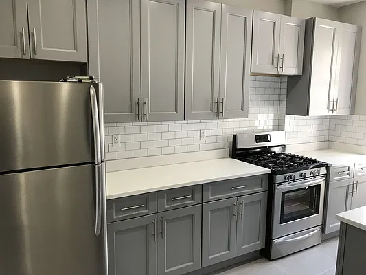 Rented by Mdays Realty | media 33