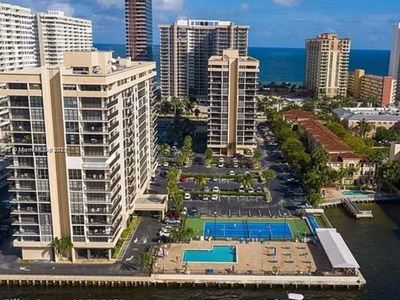 2017 S Ocean Dr APT 608W, Hallandale, FL, 33009