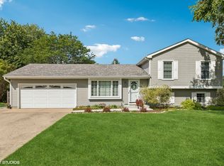 307 N Huntington Dr, McHenry, IL 60050