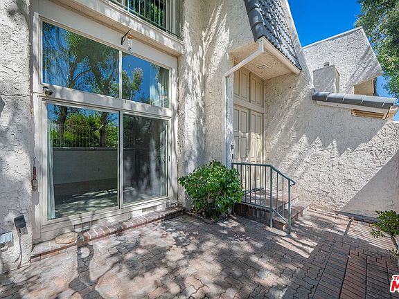 2nd image of 6217 1/2 Randi Ave