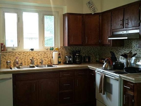 2nd image of 604 Oberdick Dr