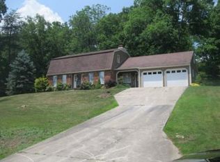 Walkers Br, Huntington, WV 25704