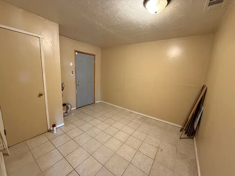 232 Lincoln Ave — Photo 15