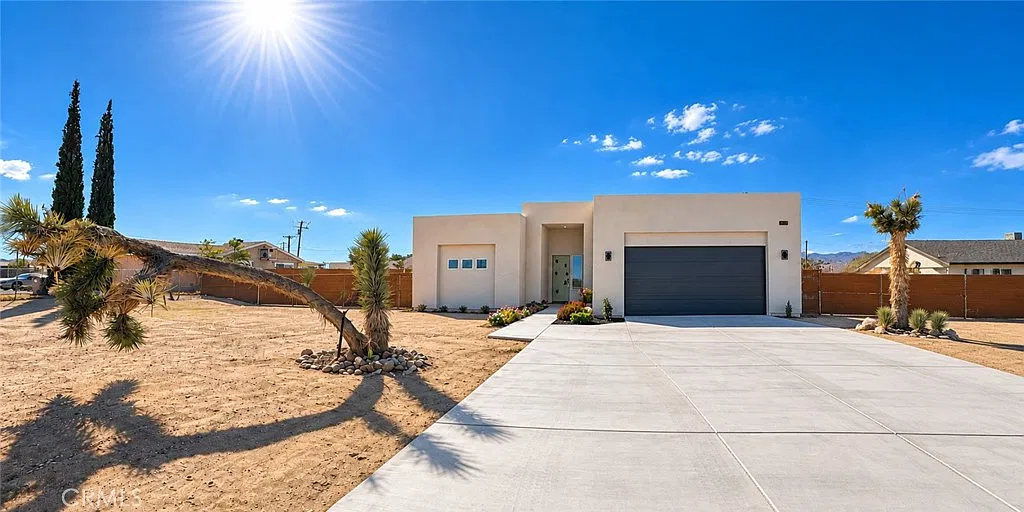 3 bed, 1560 sqft, $3,400 — Photo 3