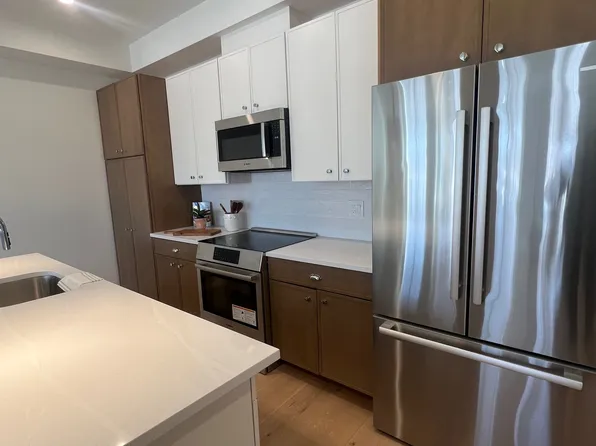 105 Sea St, Quincy, MA