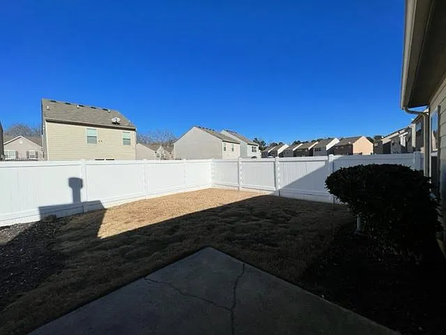 19 Greenfield Dr — Photo 18