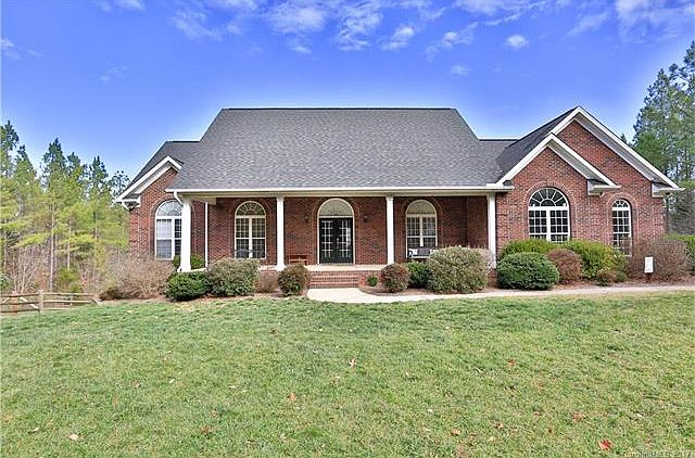 1st image of 5128 Stockbridge Dr