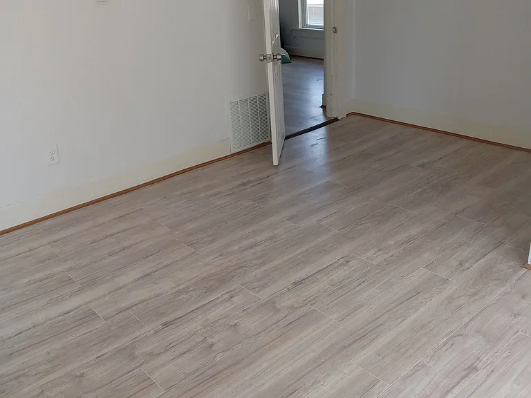 28 Spring St #2 — Photo 2