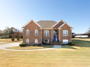 175 Smithfield Ln, Springville, AL 35146