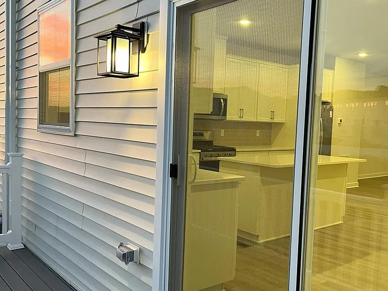 507 Titanium St — Photo 10