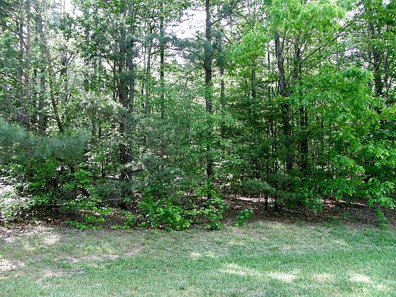 4th image of 1226 Emerald Bay Dr