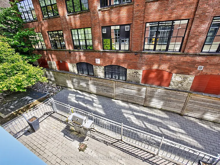 23 Brant St #213 — Photo 25