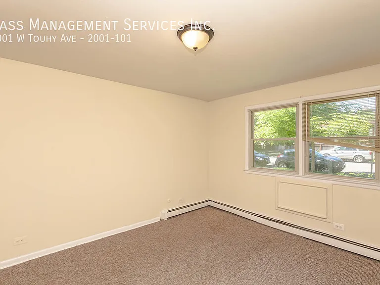 2001 W Touhy Ave #101 — Photo 6