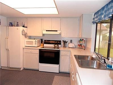 5th image of 2463 Bay Berry Dr