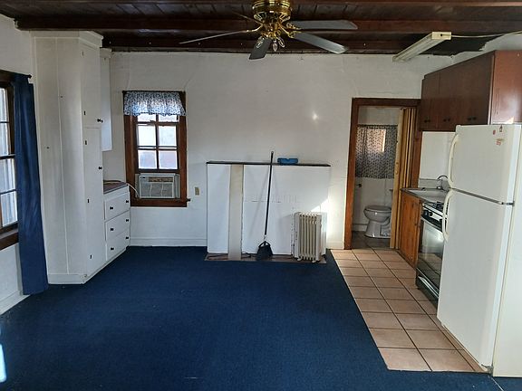4th image of 3018 12th St NW #1