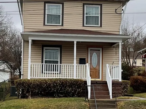 2408 First street, Moundsville, WV 26041