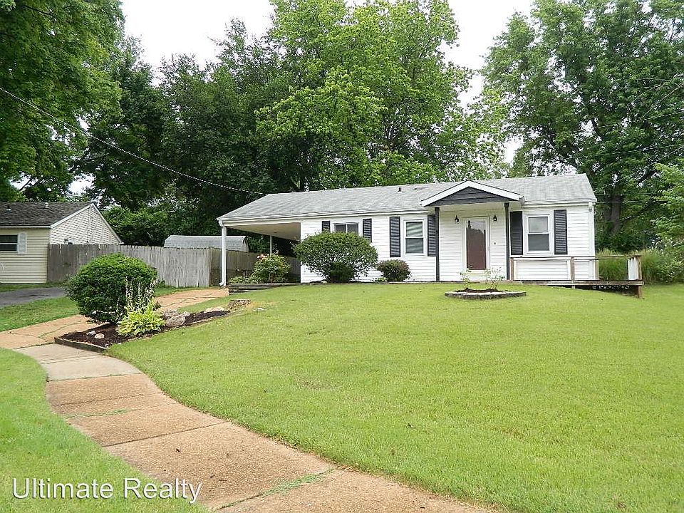 1st image of 2565 Hawthorne Manor Dr