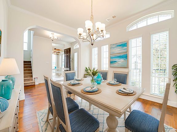4th image of 6804 Royal View Dr