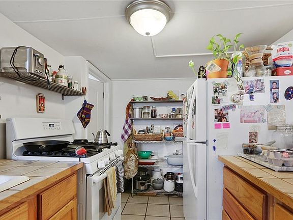 4th image of 4934 Constance St Unit A