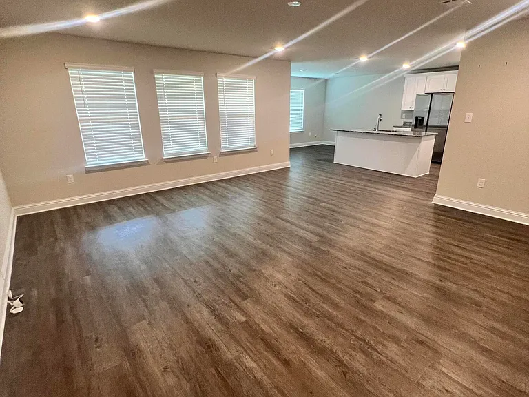 18186 Southern Magnolia Cv — Photo 13