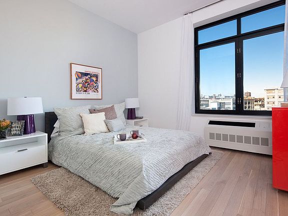 4th image of 2145 44th Dr APT 6D