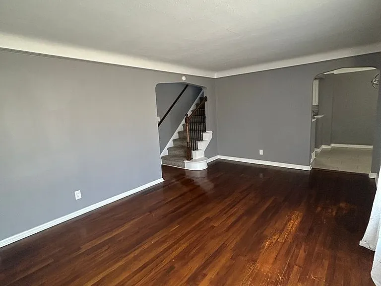 4126 Hinsdale Rd — Photo 32