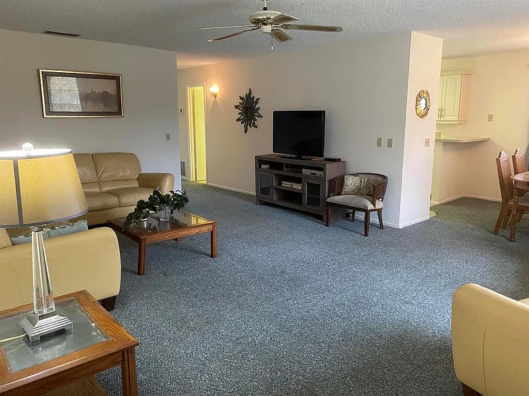 26 Lake Vista Trl #201 — Photo 13