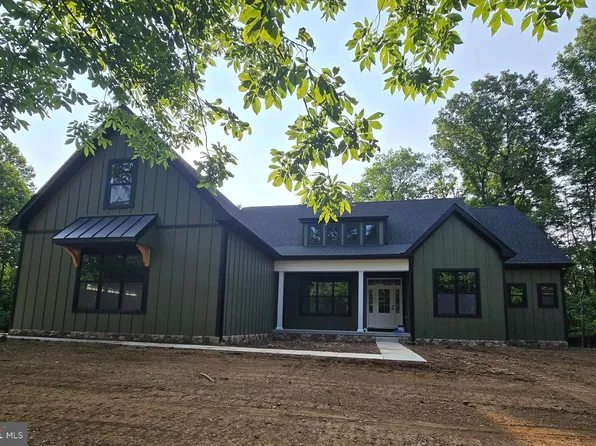 Grandview Ct, Harpers Ferry, WV 25425