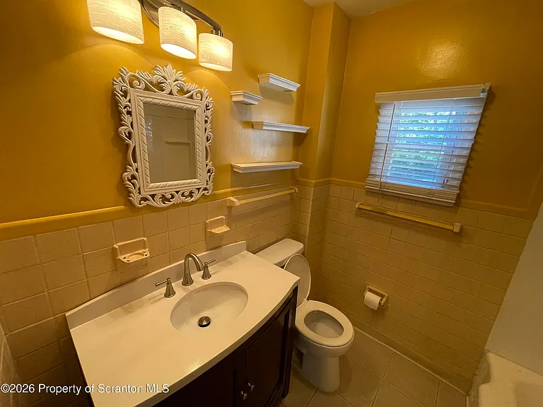 109 Park Dr — Photo 15