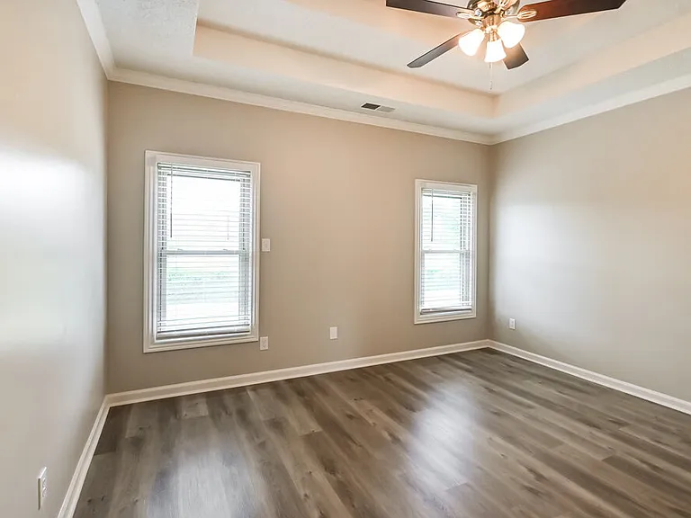 4463 Whispering Bend Dr — Photo 9