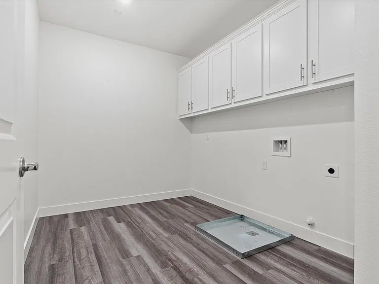 6921 Peak Way — Photo 36