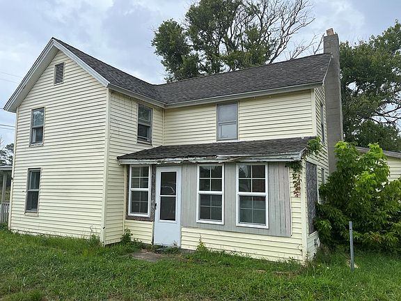 5th image of 5516 Main St