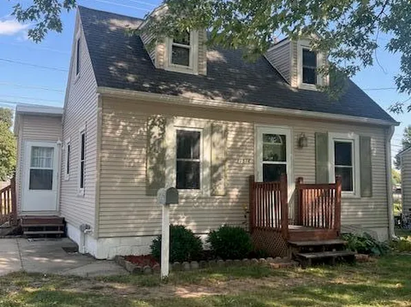 1516 Ridgewood Ave, Ames, IA 50010