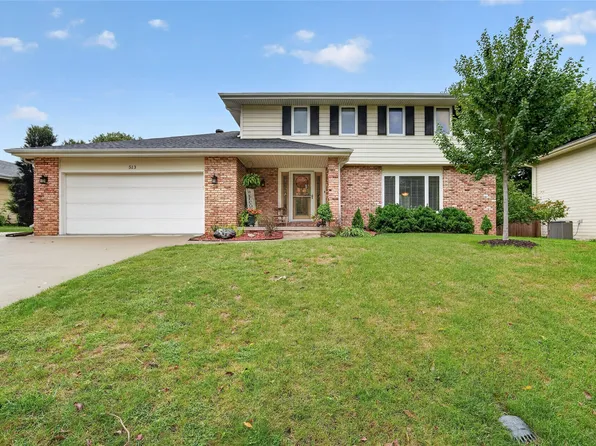 513 51st St, West Des Moines, IA 50265