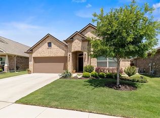9320 Flying Eagle Ln, Fort Worth, TX 76131