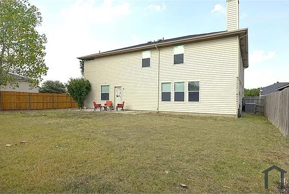 1329 Anna Lea Ln
