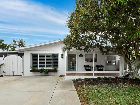 680 Fox St, Longboat Key, FL 34228