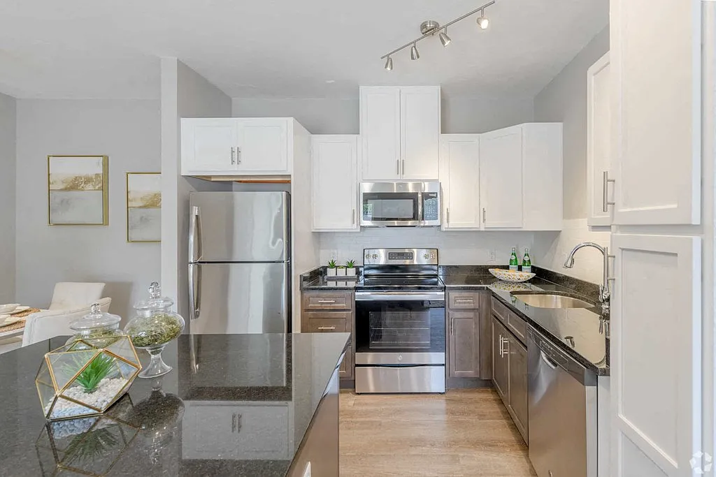 The Brookside Apartments — Photo 1