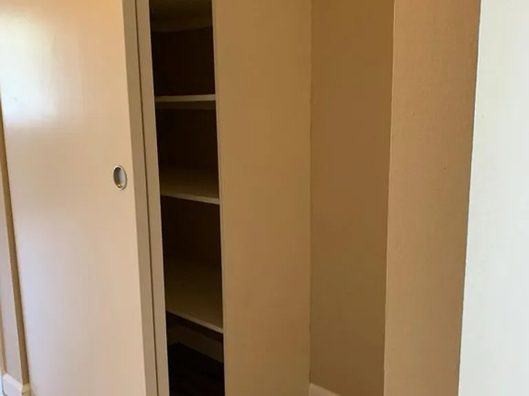 900 Cambridge Dr #74 — Photo 6