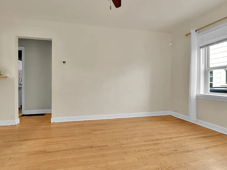 2245 S Franklin St — Photo 7